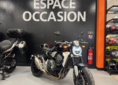 HONDA CB 1000 R
