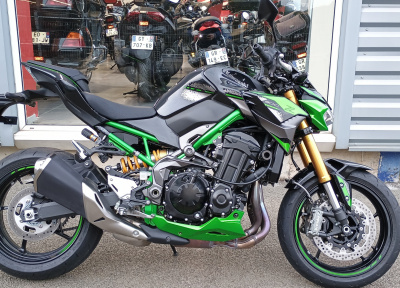 KAWASAKI Z900 SE