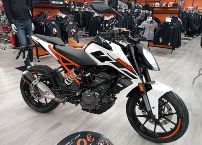 KTM 125 DUKE ABS