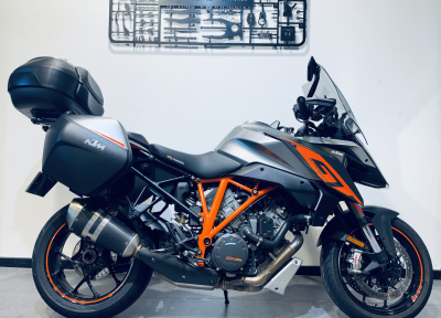 KTM 1290 SUPER DUKE GT
