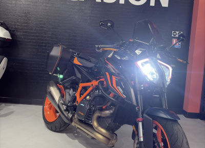 KTM 1290 SUPER DUKE R