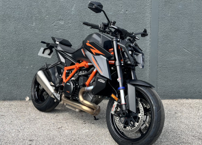 KTM 1390 SUPER DUKE R EVO