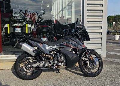 KTM 890 ADVENTURE