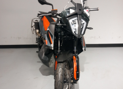 KTM 890 ADVENTURE