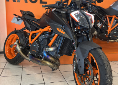 KTM 1290 SUPER DUKE R