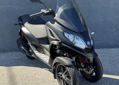 PIAGGIO MP3 300 HPE ABS ASR