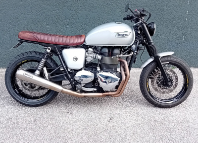 TRIUMPH BONNEVILLE T100