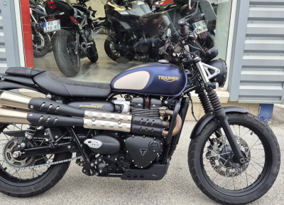 TRIUMPH STREET SCRAMBLER  900