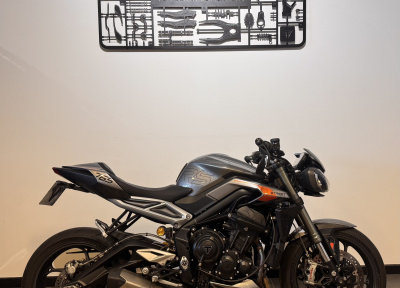 TRIUMPH STREET TRIPLE 765 RS