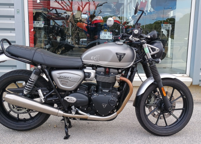 TRIUMPH STREET TWIN 900 EC1 EDITION