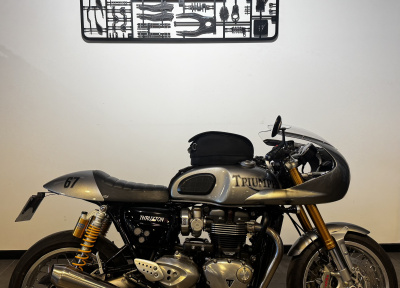 TRIUMPH THRUXTON 1200 R