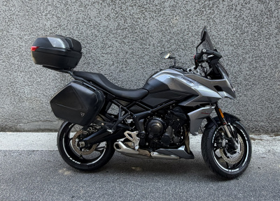 TRIUMPH TIGER 660