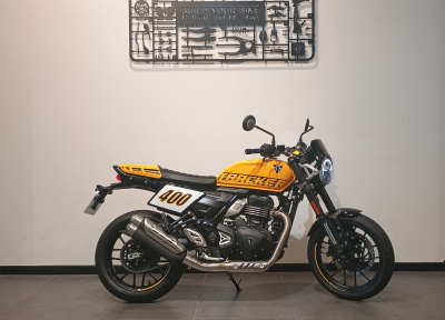 TRIUMPH TRACKER 4002