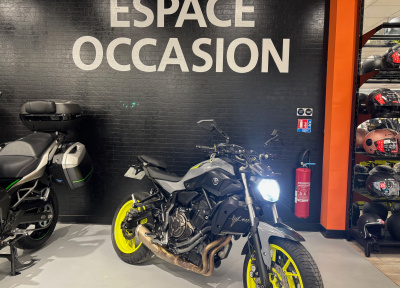 YAMAHA MT-07
