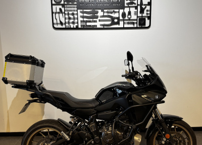 YAMAHA TRACER 7