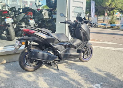 YAMAHA XMAX 300