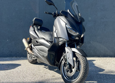 YAMAHA XMAX 300