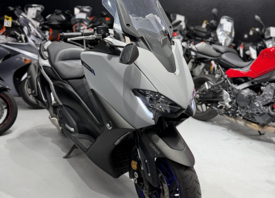 YAMAHA XP T-MAX 560