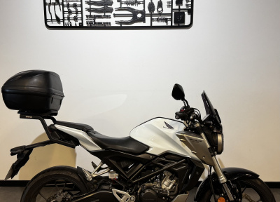 HONDA CB 125 R