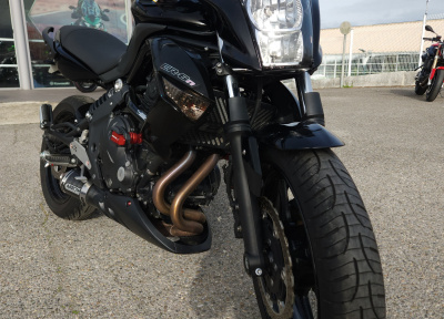 KAWASAKI ER-6