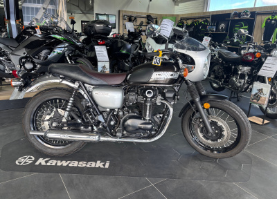 KAWASAKI W 800