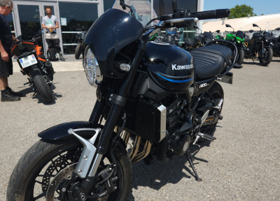 KAWASAKI Z 900