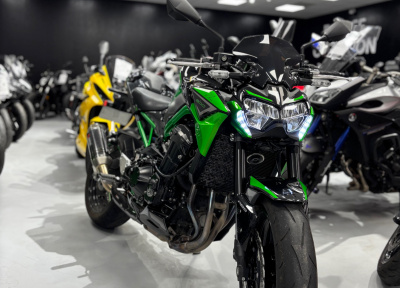 KAWASAKI Z 900