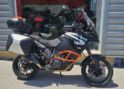 KTM 1290 ADVENTURE S AKRAPOVIC