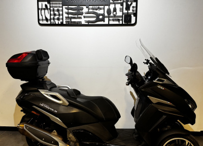 PEUGEOT METROPOLIS 400