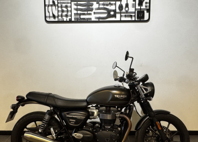 TRIUMPH SPEED TWIN 900