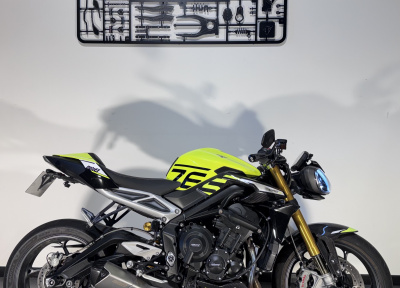 TRIUMPH STREET TRIPLE 765 MOTO2 EDITION