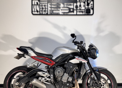 TRIUMPH STREET TRIPLE 765 R