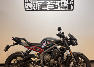 TRIUMPH STREET TRIPLE 765 RS