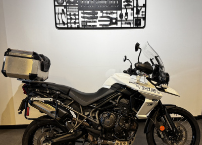 TRIUMPH TIGER 800 XCA
