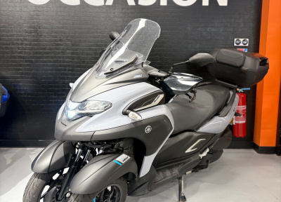 YAMAHA TRICITY 300