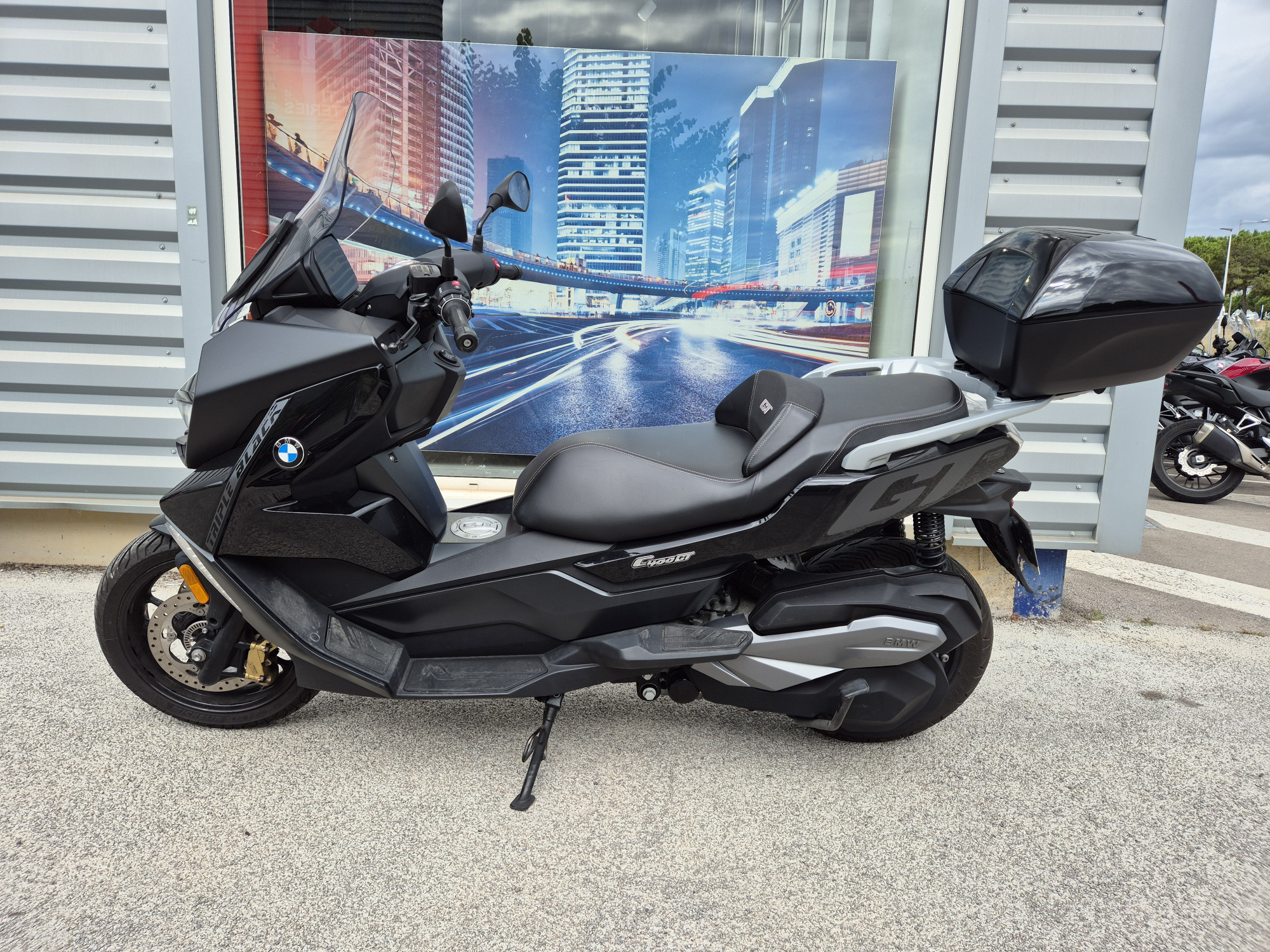 BMW C 400 GT TRIPLE BLACK
