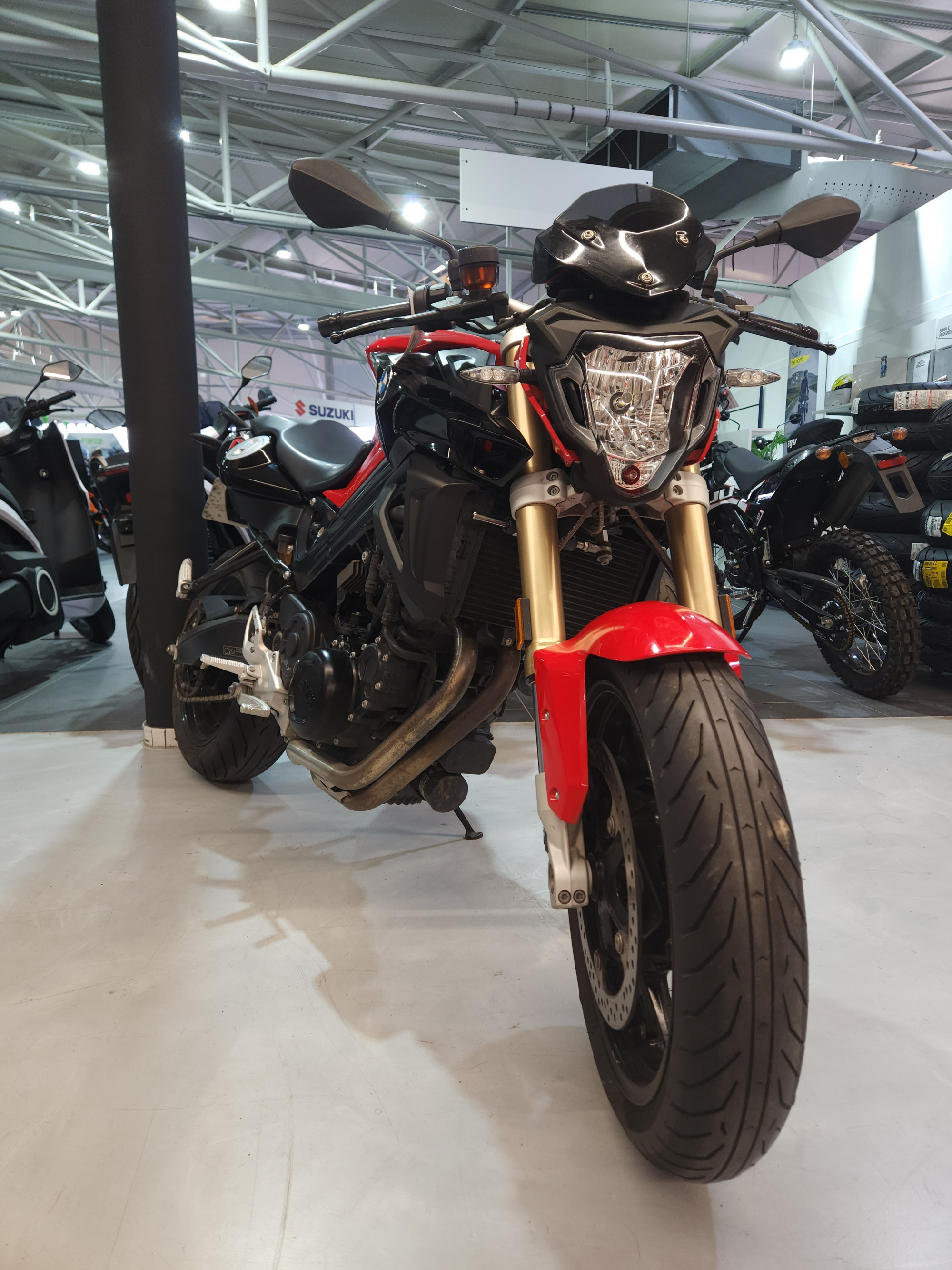BMW F 800 R
