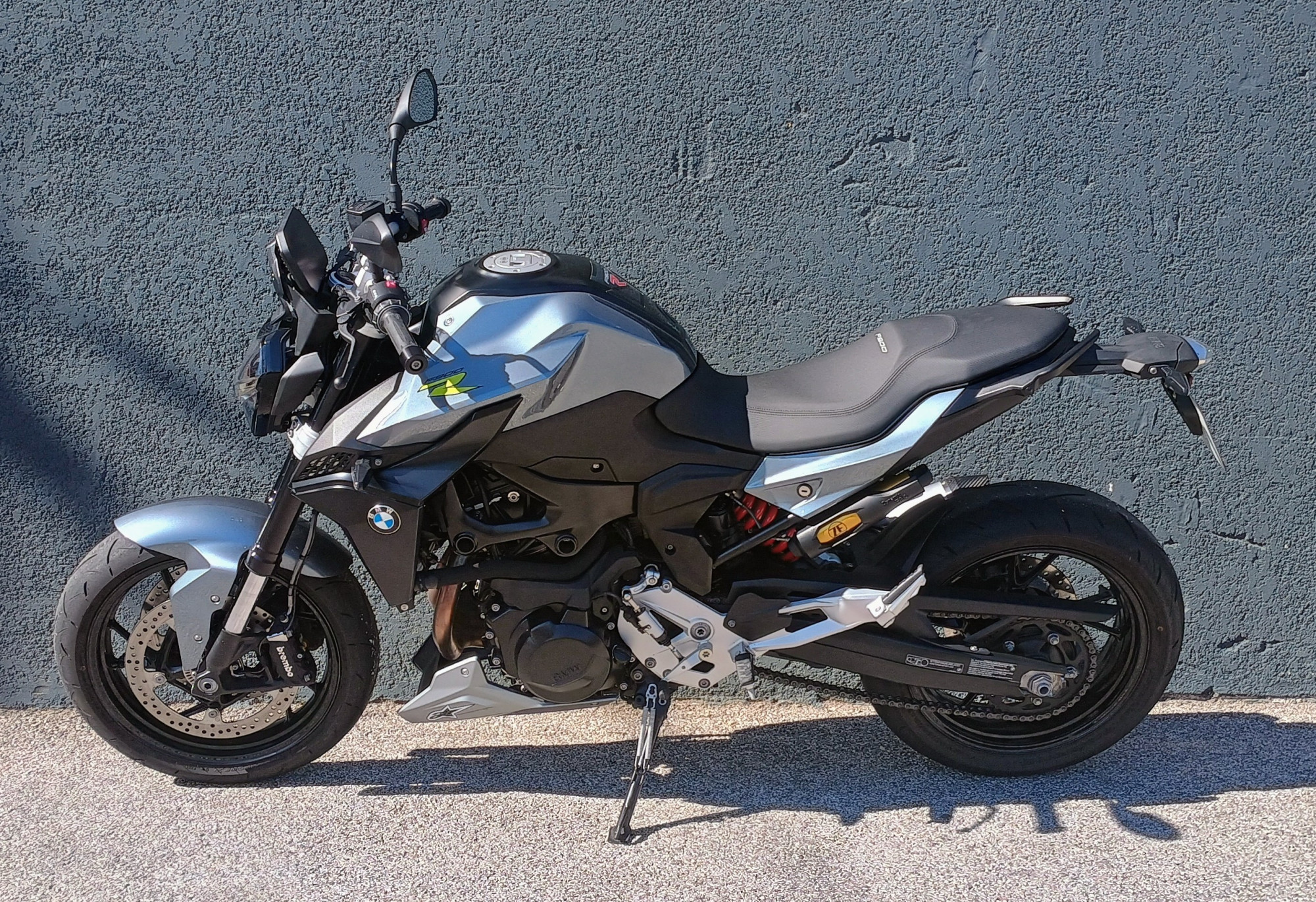BMW F 900 R