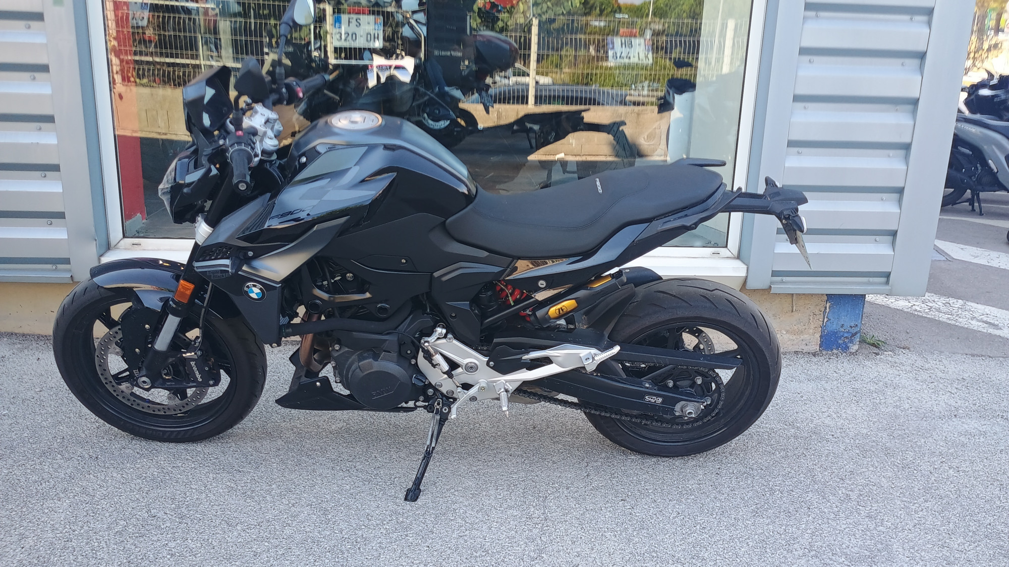 BMW F 900 R