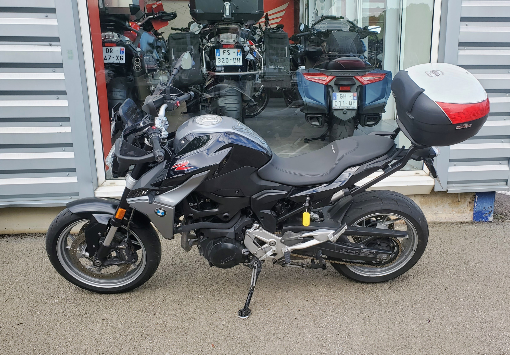 BMW F 900 R