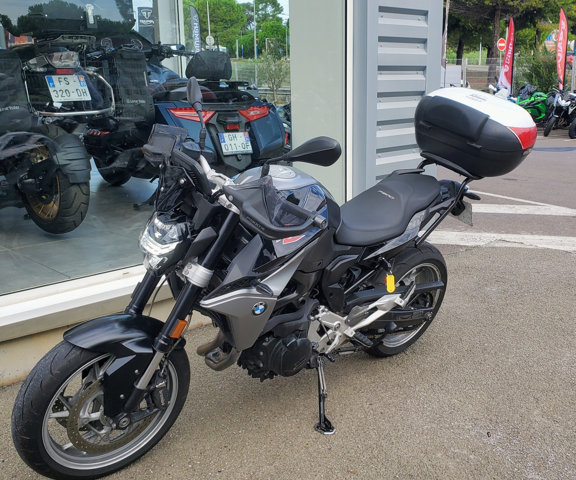 BMW F 900 R