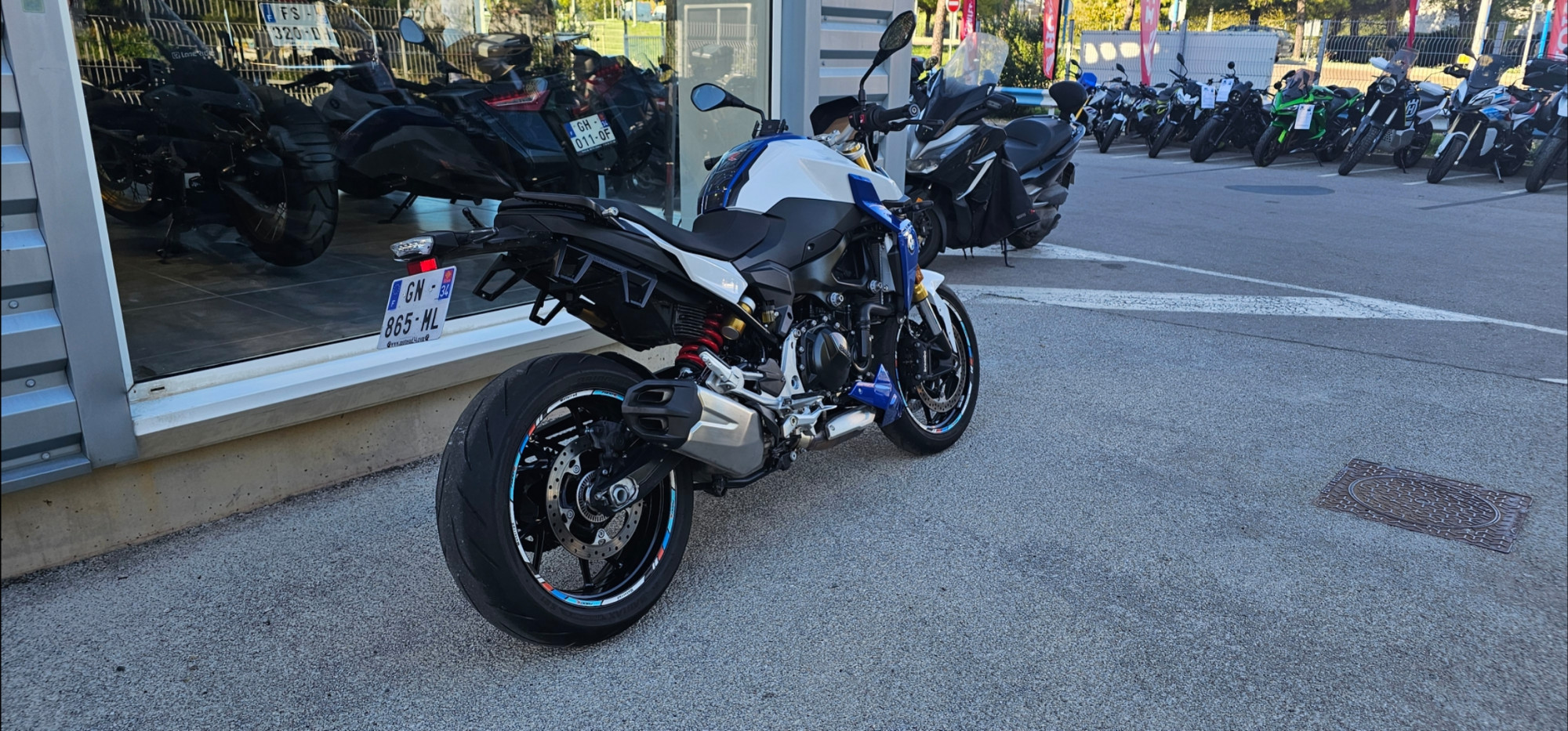 BMW F 900 R