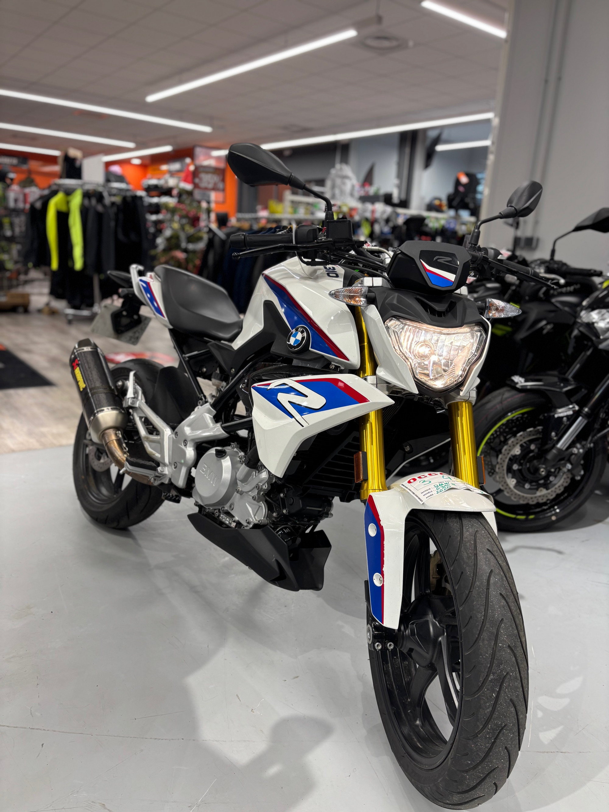 BMW G 310 R