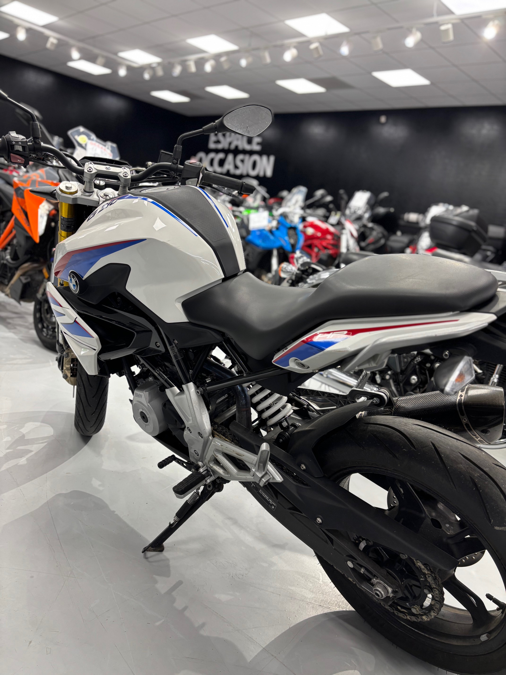 BMW G 310 R