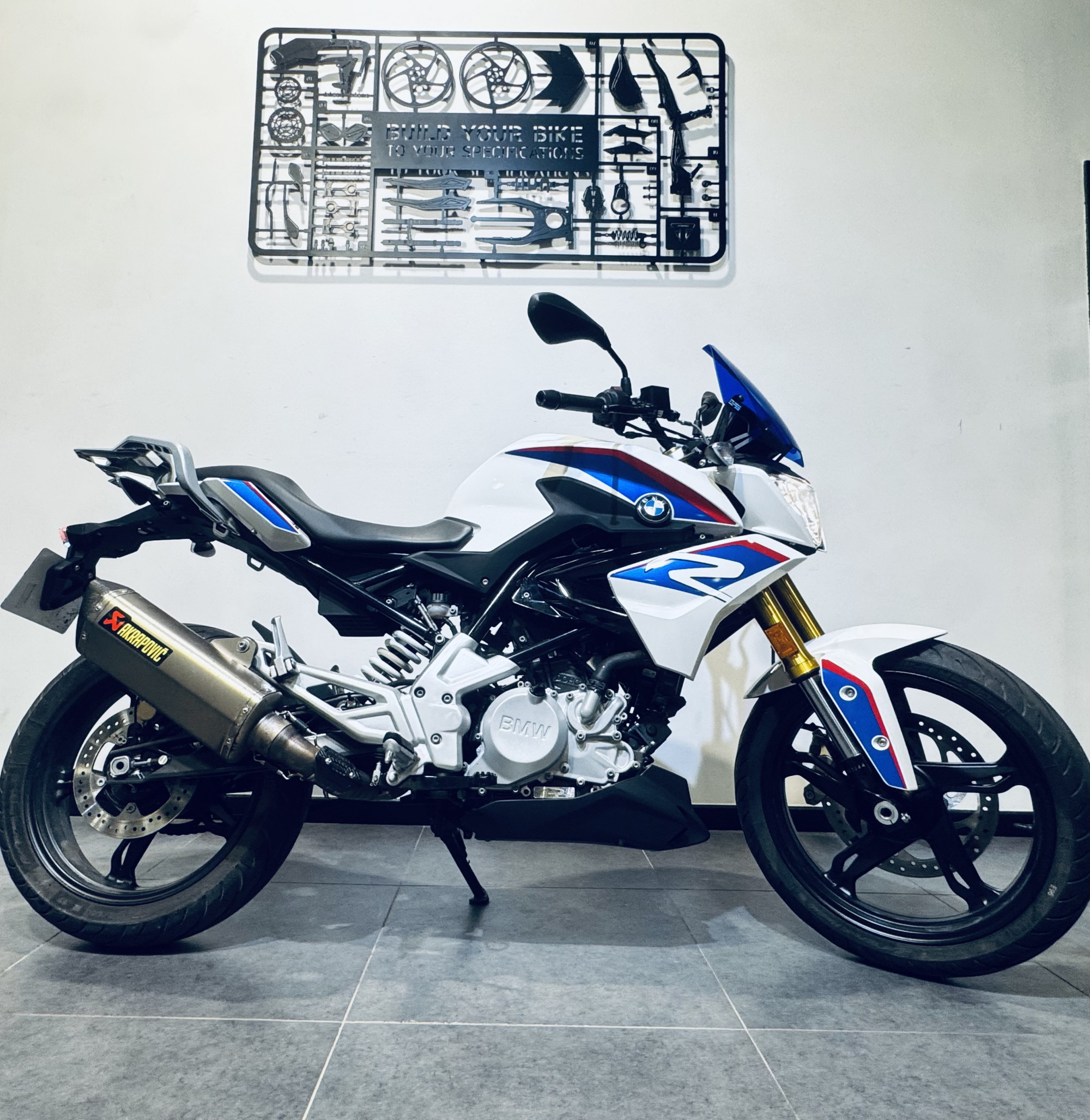 BMW G 310 R
