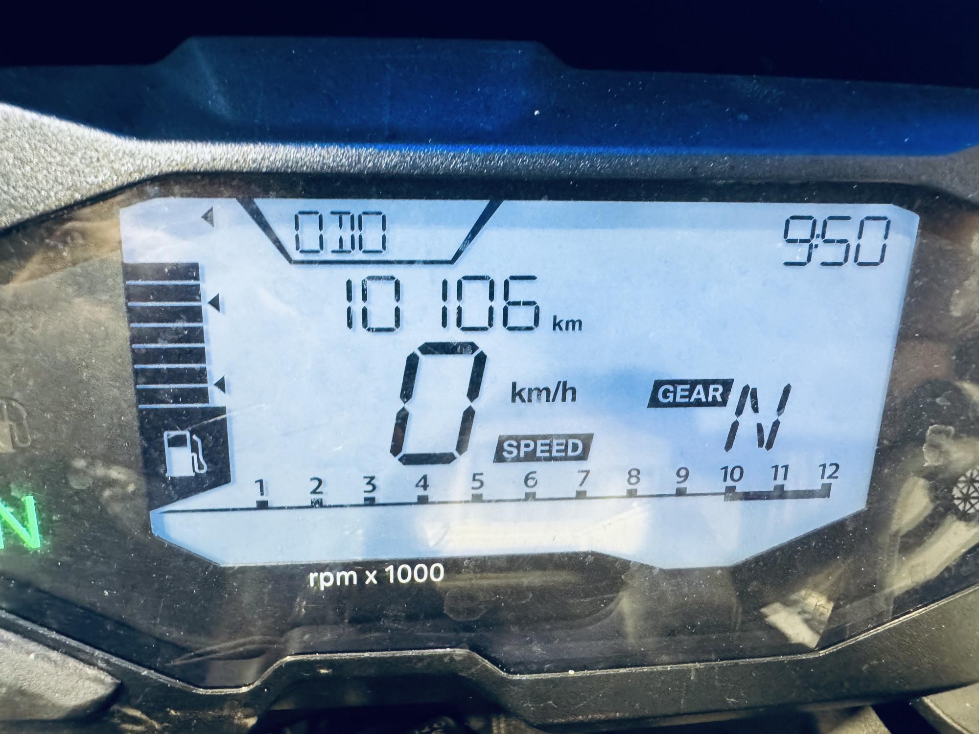 BMW G 310 R