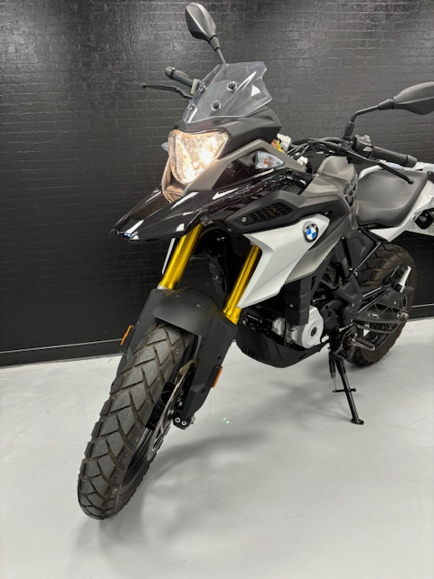 BMW G 310 R