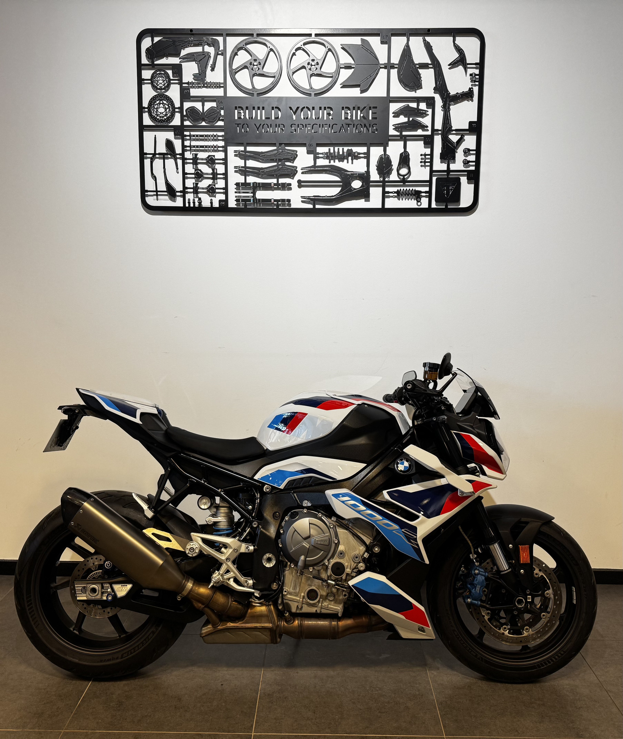 BMW M 1000R