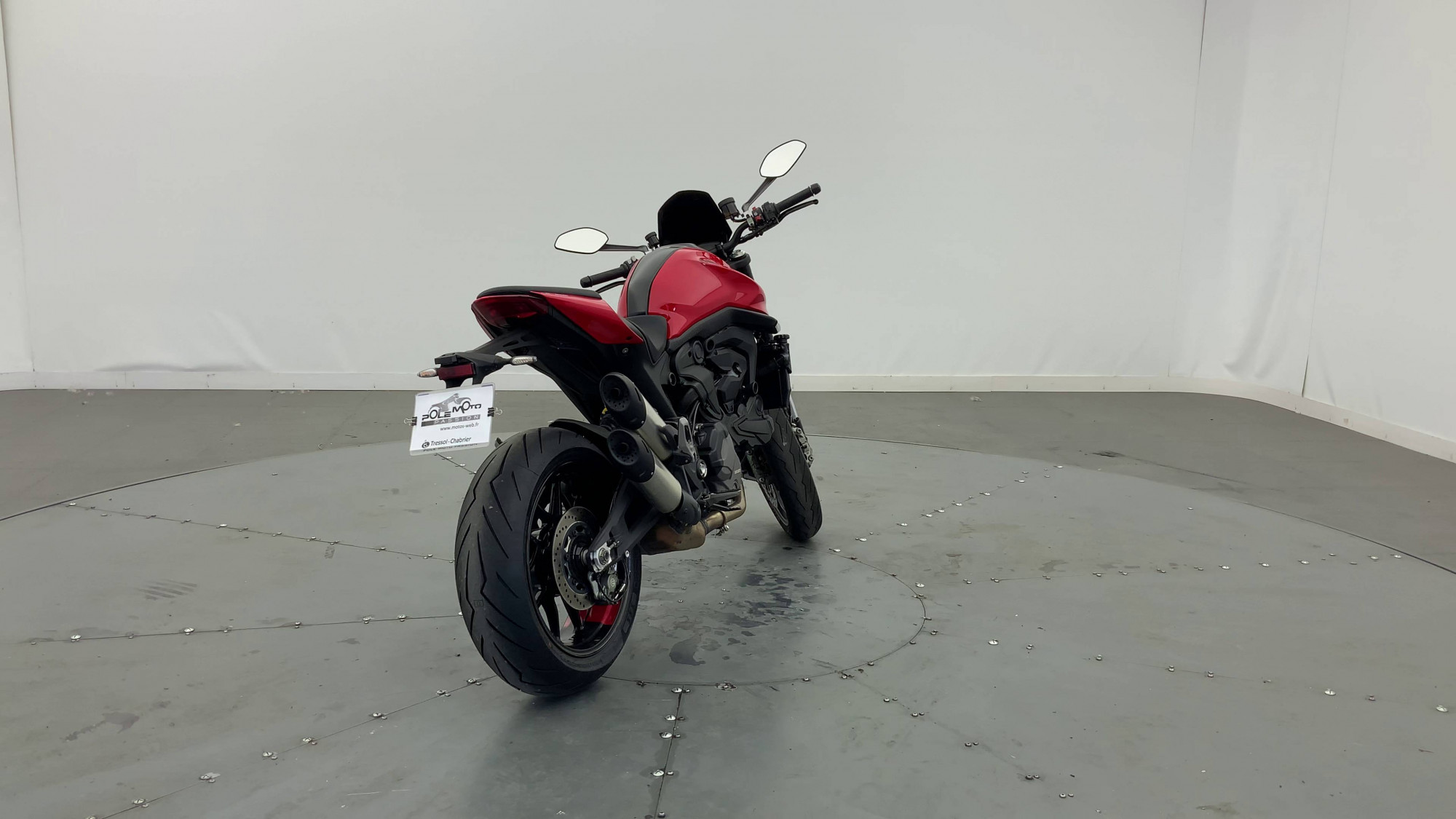 DUCATI 937 MONSTER