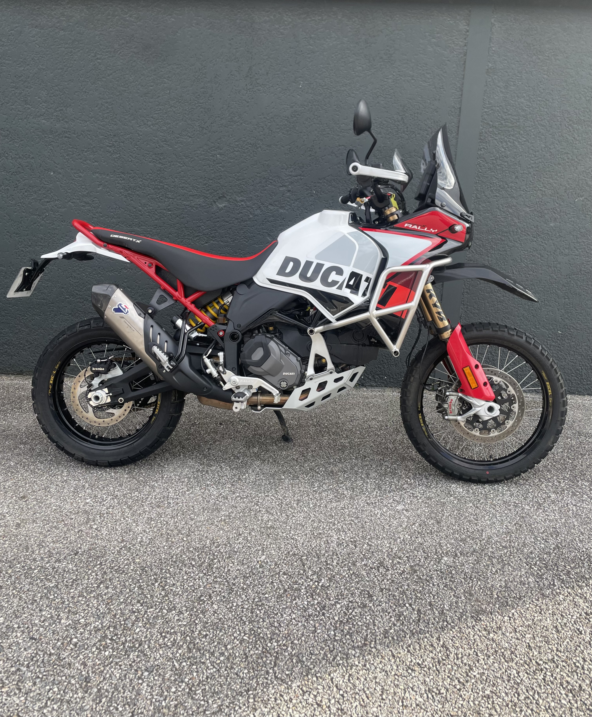 DUCATI DESERT X RALLY